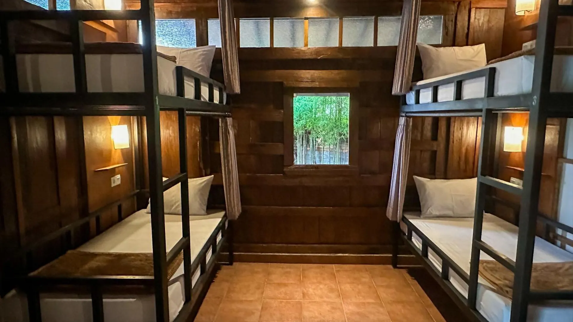 Hostel In Da Lodge Ubud  Indonesia